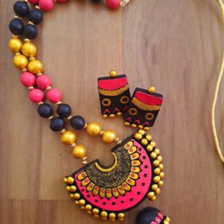 Terracotta Jewelry Set – Handcrafted Elegance  TPP 30 
By The Pokaran Pottery