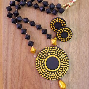 Terracotta Jewelry Set – Handcrafted Elegance TPP 35
By The Pokaran Pottery